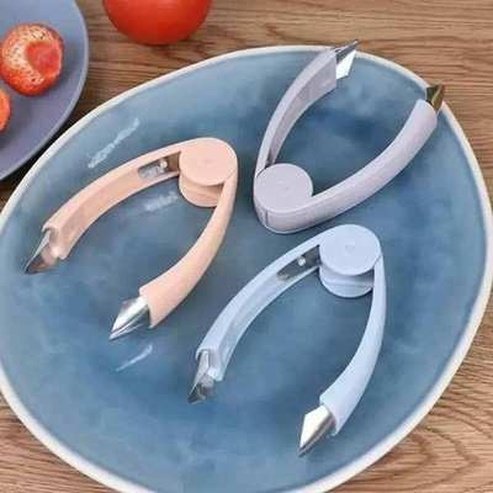 Fruit and Vegetable Remover Tool for Easily Picking Strawberries