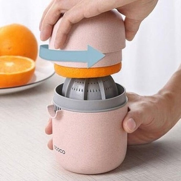 Manual Fruit Juicer Citrus Squeezer Lid Rotation