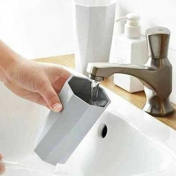 Portable Geometric Shape Mouthwash Cup