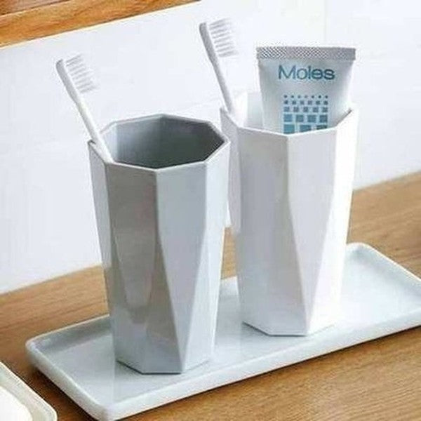 Portable Geometric Shape Mouthwash Cup