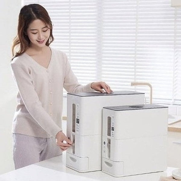 Japanese Style Metering Rice Storage Barrel