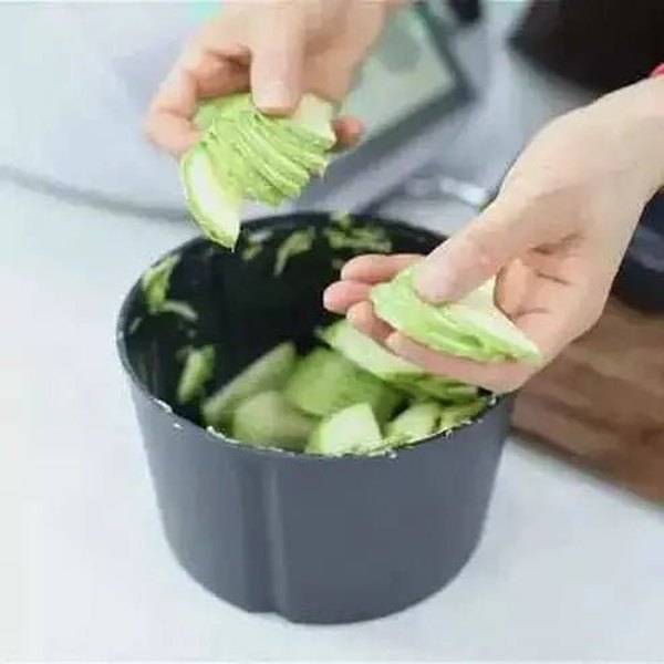 Multifunctional Vegetable and Cheese Cutter Slicer