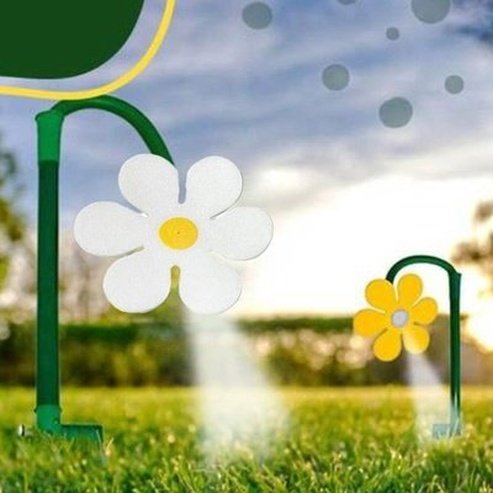 Dancing Flower Rotating Garden Sprinkler Cute Flower Crazy Rotating Sprinklers 720 Degree Rotation Funny Colorful Daisy Watering. Type: Watering Globes & Spikes