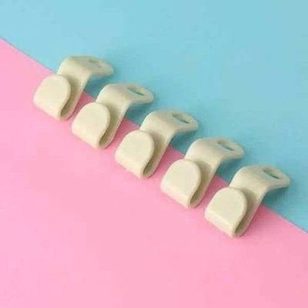 Space-Saving Connector Hooks Hanger Extender Clips