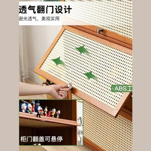 Versatile Wardrobe Layered Storage