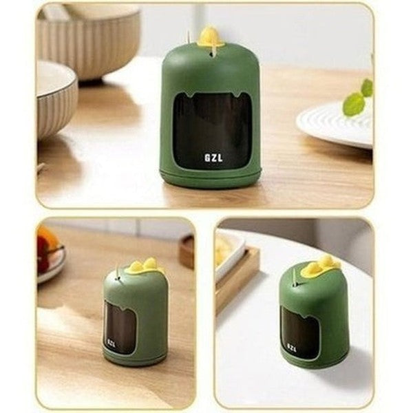 the cartoon pressing toothpick box is made of high-quality pp and tpr materials, which are not only resistant to beating, but also wear-resistant and durable.