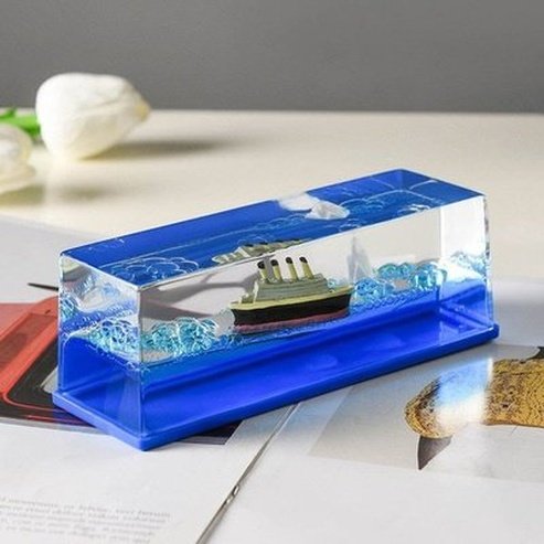 Titanic in a Bottle Figurines Blue