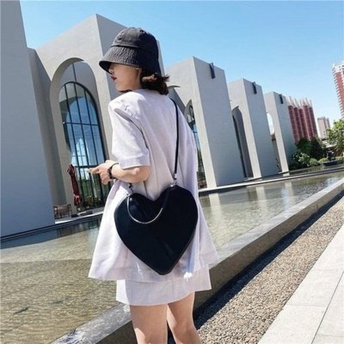 Heart Shoulder Bag Handbags Checkered Shoulder Bag for Women · Dondepiso