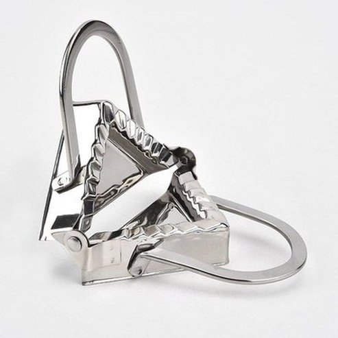 Manual Steel Ravioli Maker Pasta Molds & Stamps Silver Manual Steel Ravioli Cake Mold Maker · Dondepiso