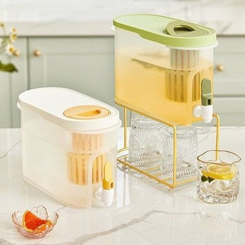 Water Dispenser With Faucet Water Bottles Water Bottle Dispenser With Faucet · Dondepiso