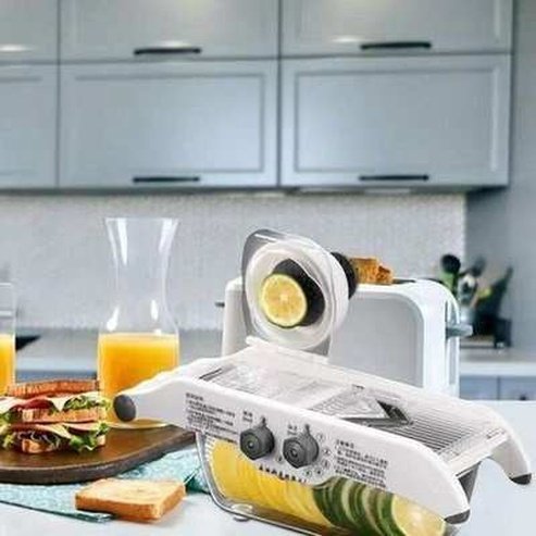 Adjustable Kitchen Mandoline Slicer with V Blade