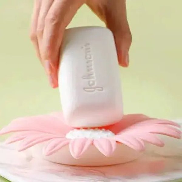 Double-Layer Daisy Bathroom Soap Dish