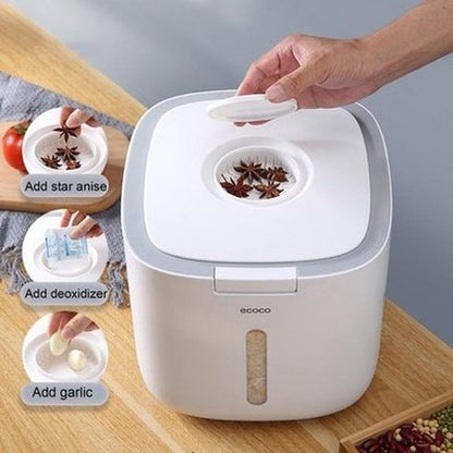 ECOCO Large Capacity Premium Storage Cereal Dispenser Holder Box Multi-Function Safe Flour. Food Storage. Product Type: Food Storage Containers.