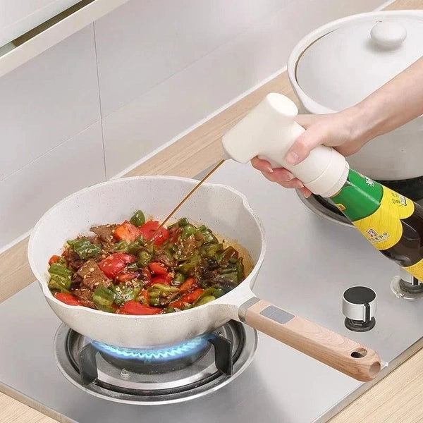 Plastic Oil Bottle Squeeze Device, Quantitative Oil Can Extruder