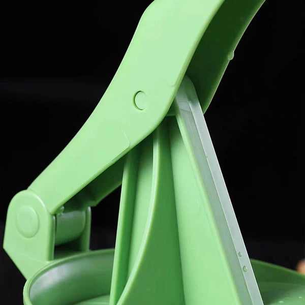 Vegetable Stuffing Squeezer – Handheld Plastic Fruit Press