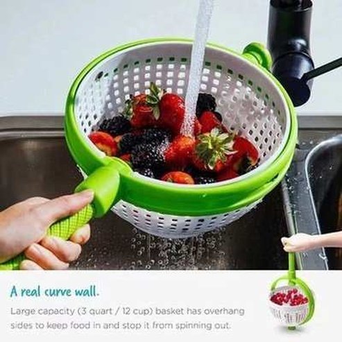 Strainer basket for washing fruits and vegetables