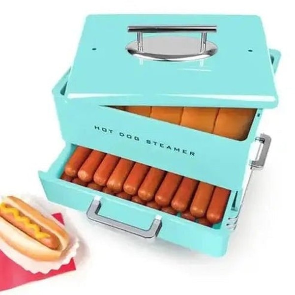 Machine to make large quantities of hot dogs
