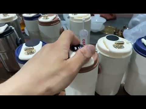 Portable Coffee Travel Mug with Temperature Display